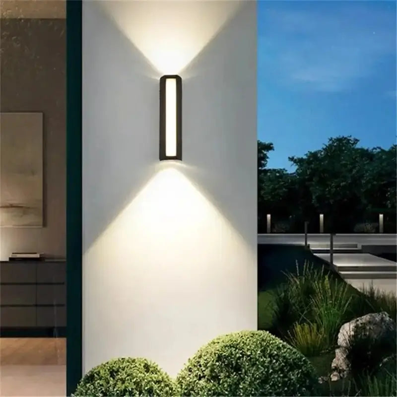 Arthur  – Applique Murale d'Extérieur LED Moderne Étanche en Aluminium