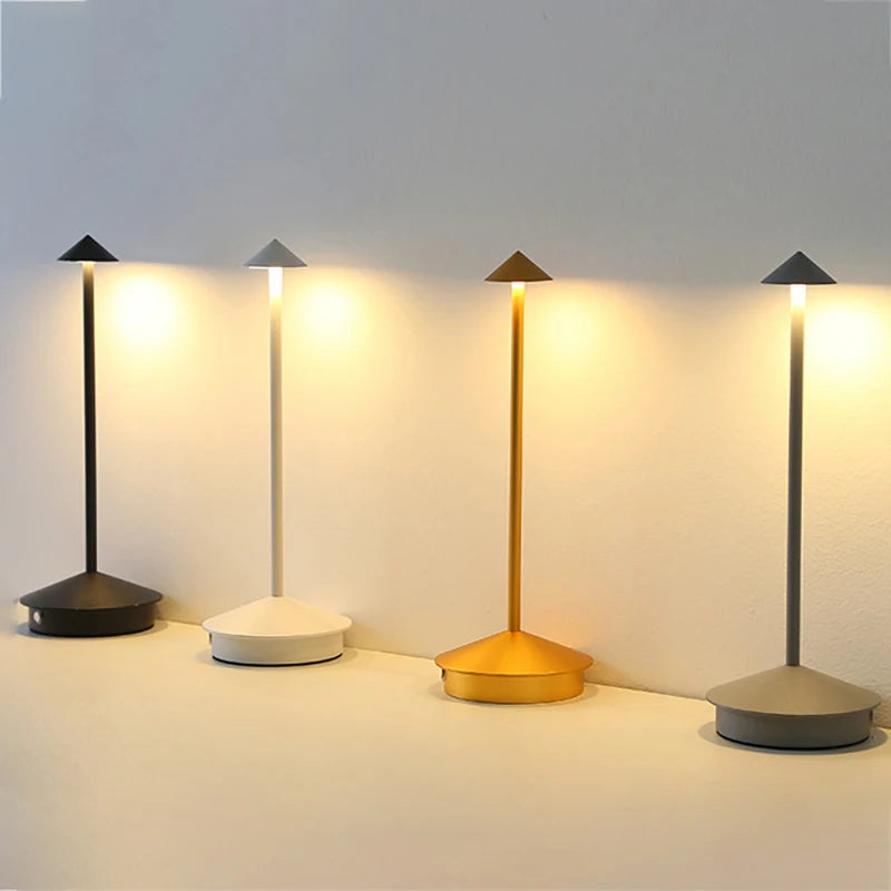 Sophia | Rechargeable and Customizable Table Lighting