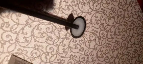 avisCarousel